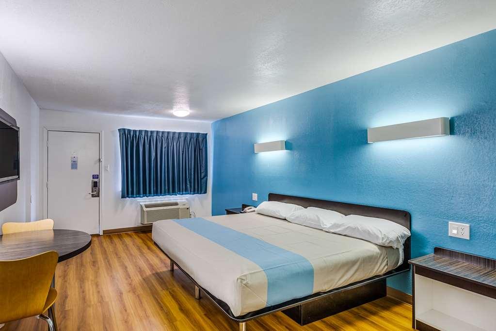 Motel 6 Fort Worth - Northside Bilik gambar