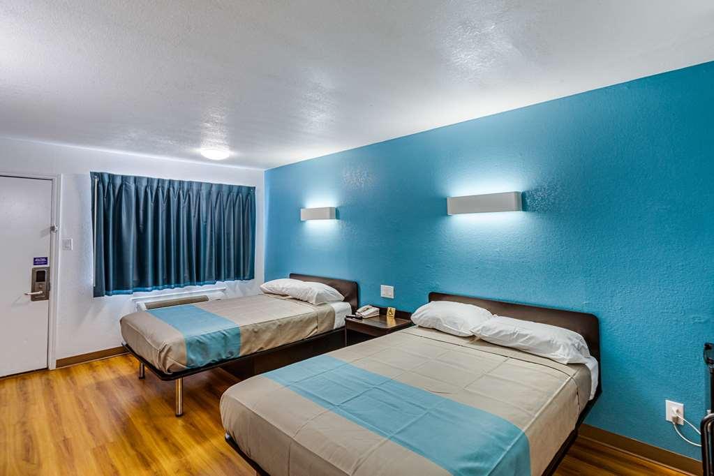 Motel 6 Fort Worth - Northside Bilik gambar
