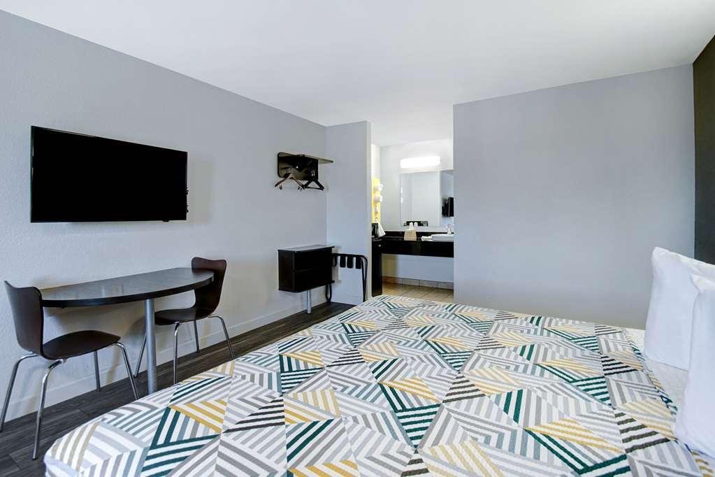 Motel 6 Fort Worth - Northside Bilik gambar