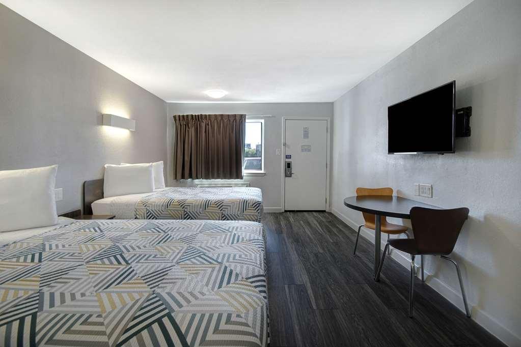 Motel 6 Fort Worth - Northside Bilik gambar