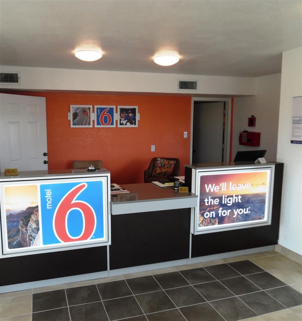 Motel 6 Fort Worth - Northside Dalaman gambar